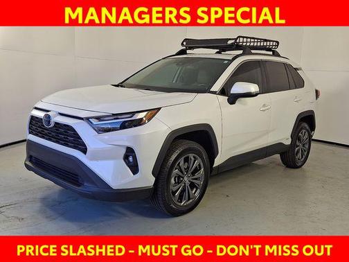 2022 Toyota RAV4 Hybrid XLE Premium