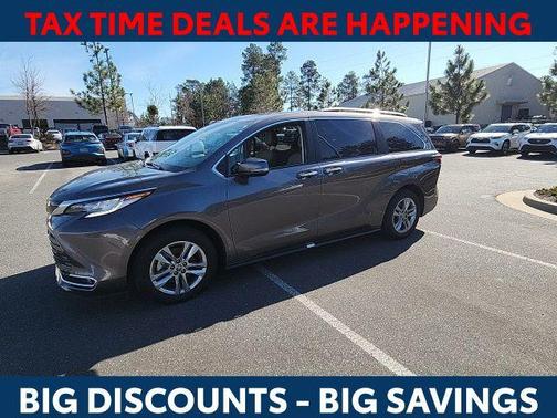 2024 Toyota Sienna Limited