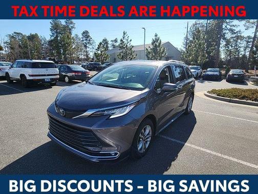 2024 Toyota Sienna Limited
