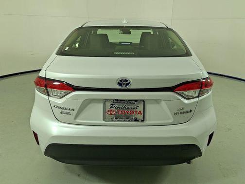 2024 Toyota Corolla Hybrid SE