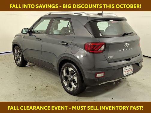 2024 Hyundai VENUE SEL