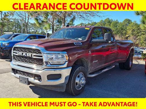 2021 RAM 3500 Tradesman Crew Cab 4x4 8' Box