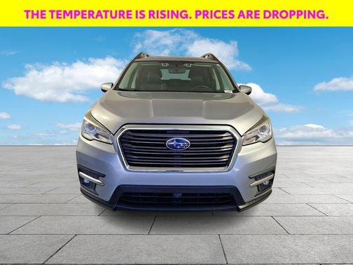 Ice Silver Metallic 2020 Subaru Ascent Limited 8-Passenger