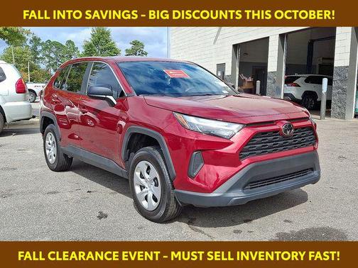 2024 Toyota RAV4 LE
