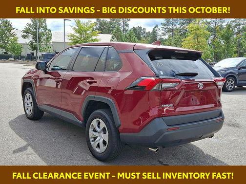 2024 Toyota RAV4 LE