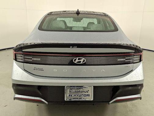 2026 Hyundai SONATA Hybrid SE