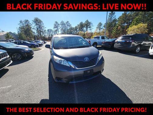 2017 Toyota Sienna LE