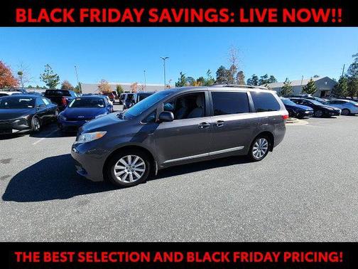 2017 Toyota Sienna LE