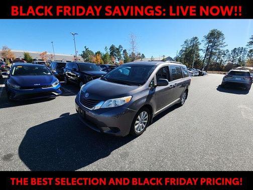 2017 Toyota Sienna LE