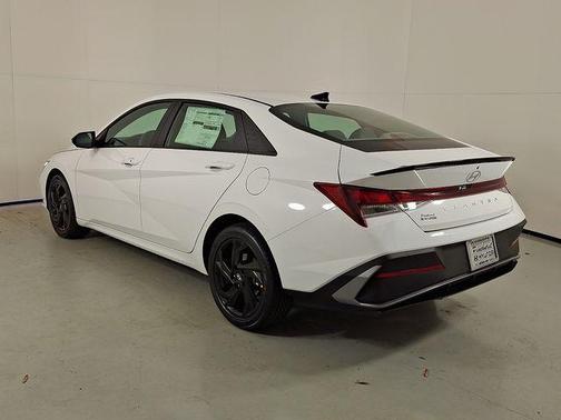 2026 Hyundai ELANTRA Sport