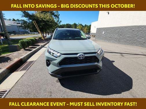 2023 Toyota RAV4 Hybrid XLE Premium