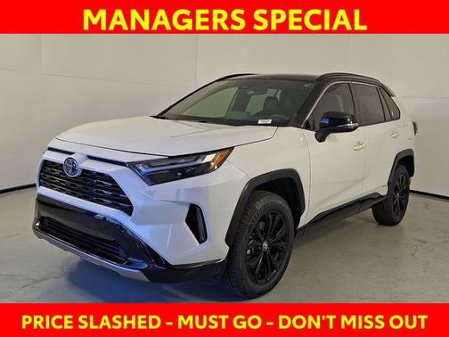 2022 Toyota RAV4 Hybrid SE