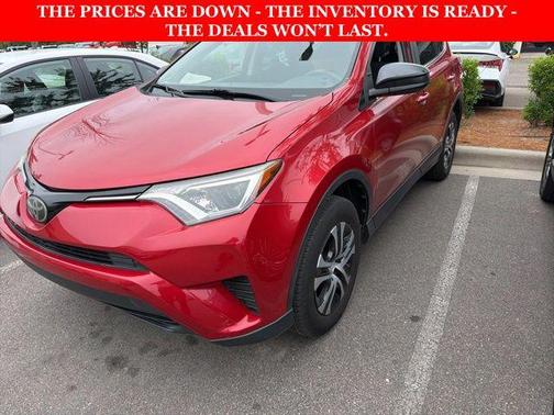 Barcelona Red Metallic 2017 Toyota RAV4 LE