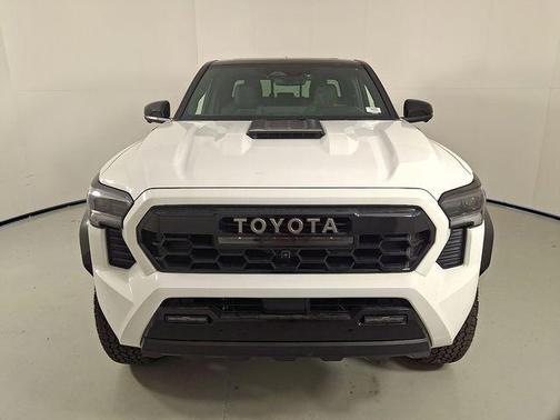 Ice Cap w/Black Roof 2026 Toyota Tacoma Hybrid TRD Pro