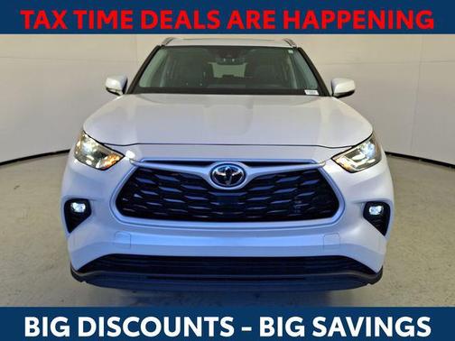 2024 Toyota Highlander XLE