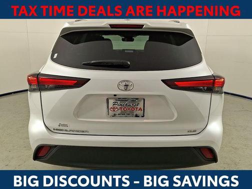 2024 Toyota Highlander XLE