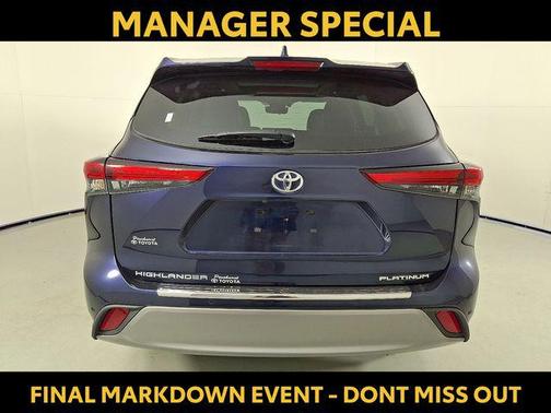 2022 Toyota Highlander Platinum