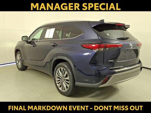 2022 Toyota Highlander Platinum