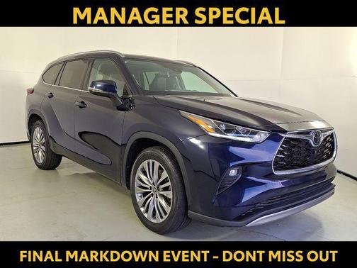 2022 Toyota Highlander Platinum