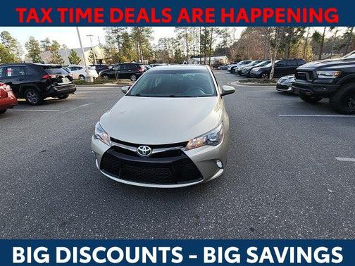 2016 Toyota Camry SE