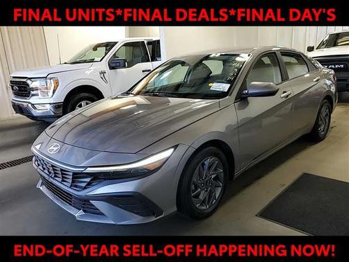 2024 Hyundai ELANTRA SEL
