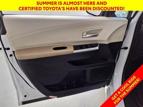 2022 Toyota Sienna XLE 8 Passenger