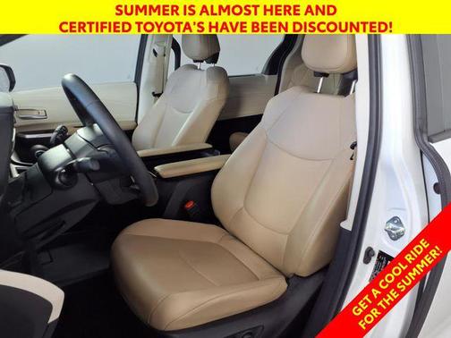 2022 Toyota Sienna XLE 8 Passenger