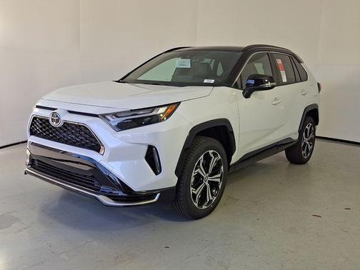 2025 Toyota RAV4 Hybrid SE