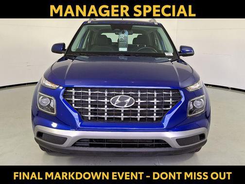 2024 Hyundai VENUE SEL