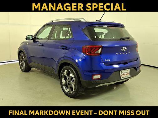 2024 Hyundai VENUE SEL