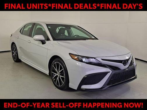 2023 Toyota Camry SE