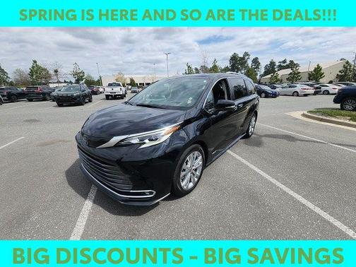 2021 Toyota Sienna Platinum 7 Passenger