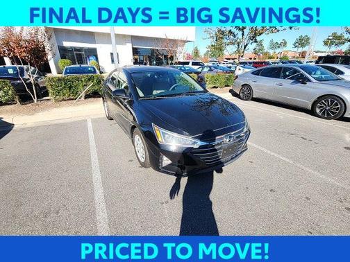 2020 Hyundai ELANTRA SE