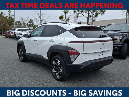 2025 Hyundai KONA SEL