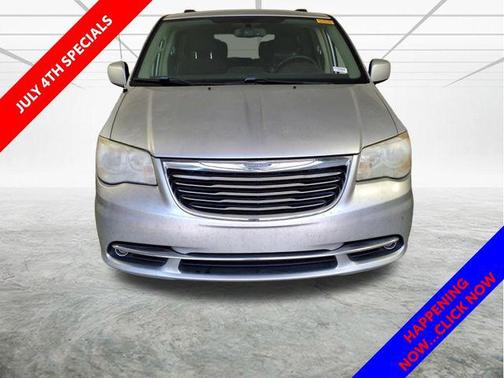 2011 Chrysler Town & Country Touring