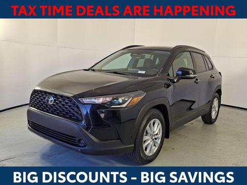 2024 Toyota Corolla Cross LE