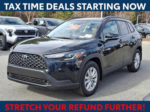 2024 Toyota Corolla Cross LE