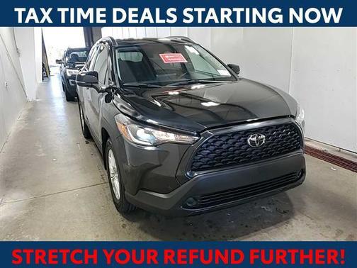 2024 Toyota Corolla Cross LE