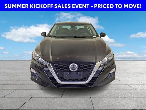 Super Black 2021 Nissan Altima S FWD