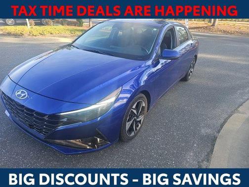 2023 Hyundai ELANTRA Limited