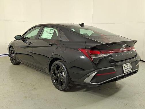 2026 Hyundai ELANTRA Sport