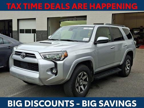 2024 Toyota 4Runner TRD Off Road