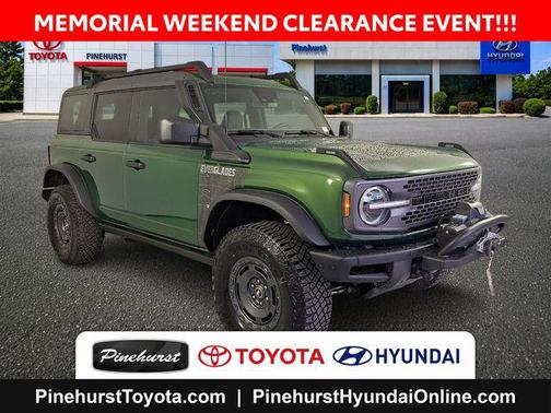 Eruption Green Metallic 2024 Ford Bronco Everglades