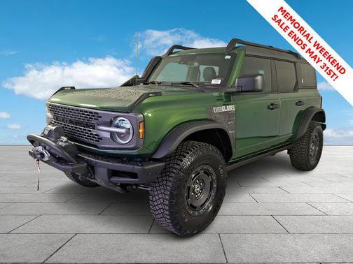 Eruption Green Metallic 2024 Ford Bronco Everglades