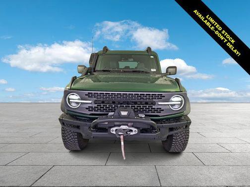 Eruption Green Metallic 2024 Ford Bronco Everglades