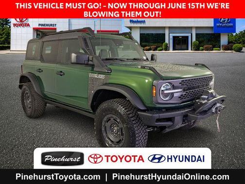 Eruption Green Metallic 2024 Ford Bronco Everglades