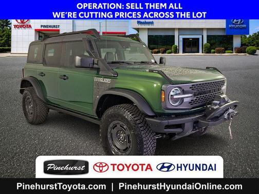 Eruption Green Metallic 2024 Ford Bronco Everglades