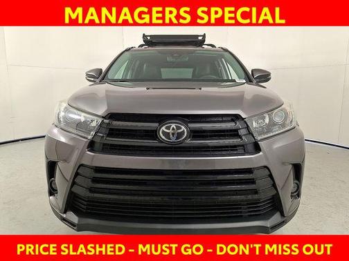 2019 Toyota Highlander SE