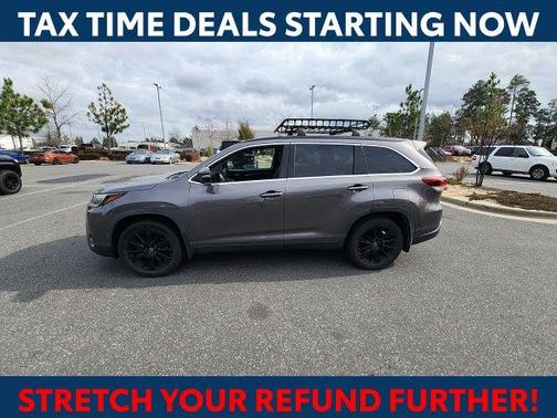 2019 Toyota Highlander SE