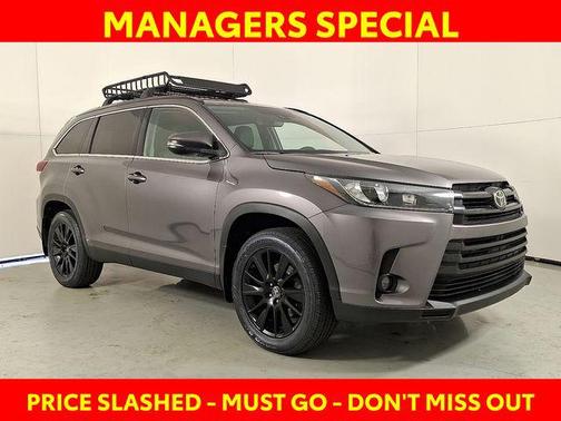 2019 Toyota Highlander SE